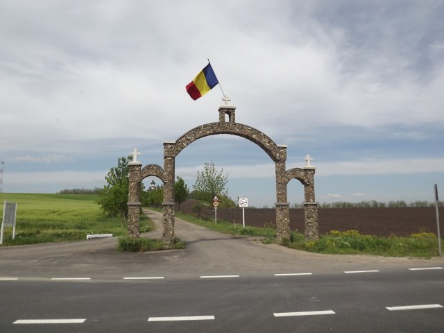 intrare movila lui Burcel